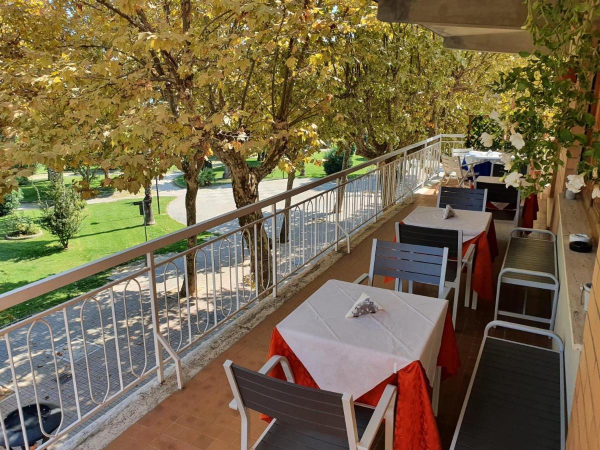 Hotel Cormorano Pedaso Bagian luar foto