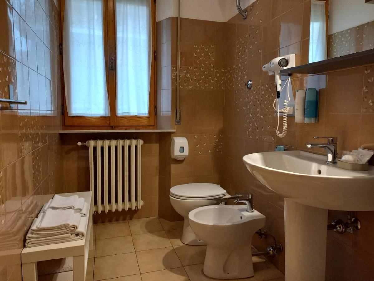 Hotel Cormorano Pedaso Bagian luar foto