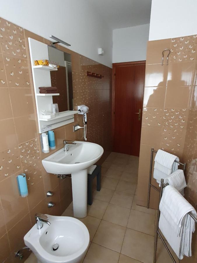 Hotel Cormorano Pedaso Bagian luar foto