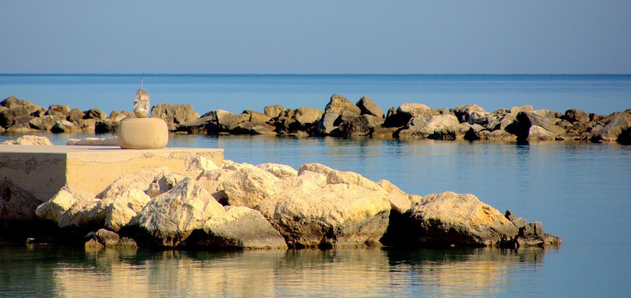 Hotel Cormorano Pedaso Bagian luar foto